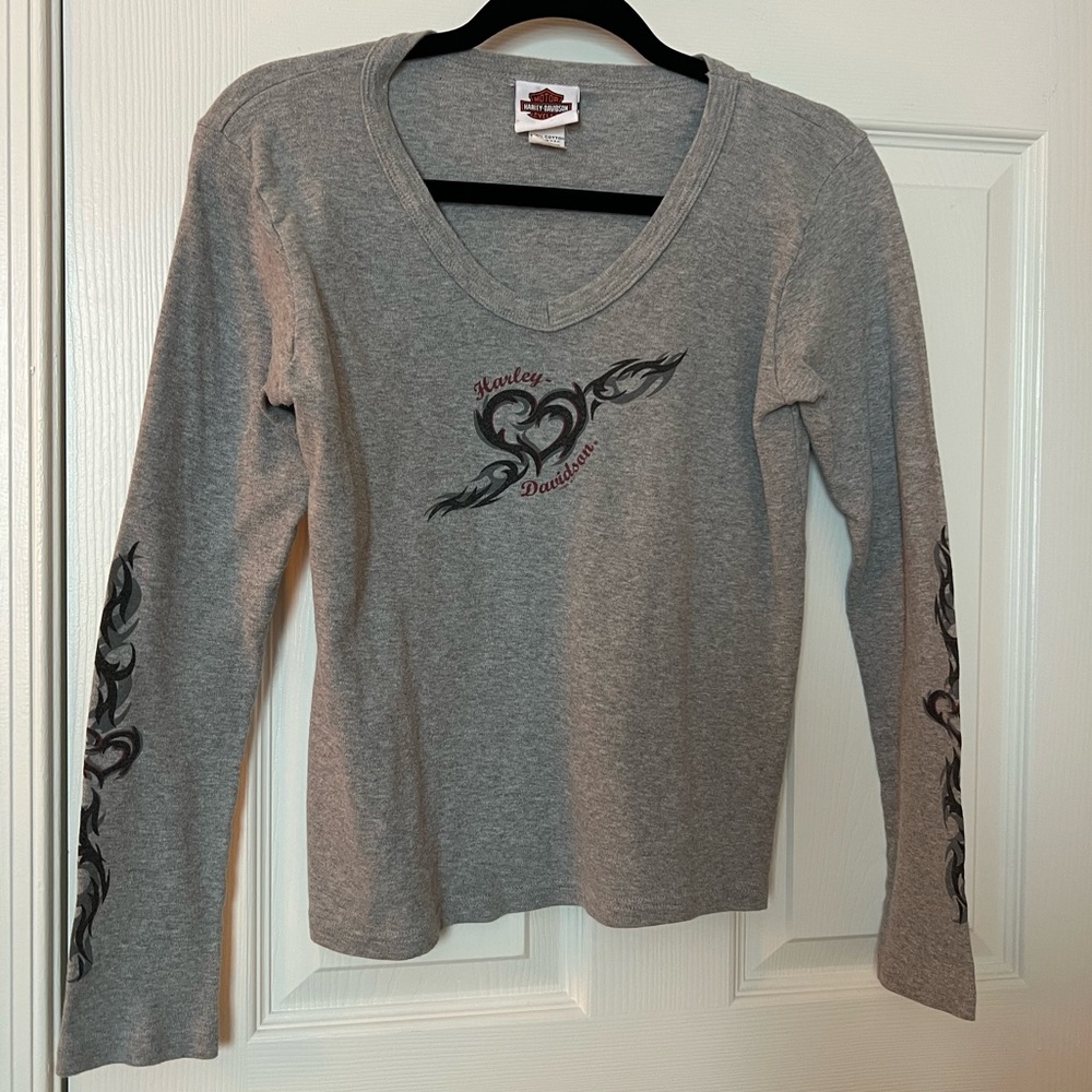 Vintage 2005 Harley Davidson Vneck Long Sleeve Tee